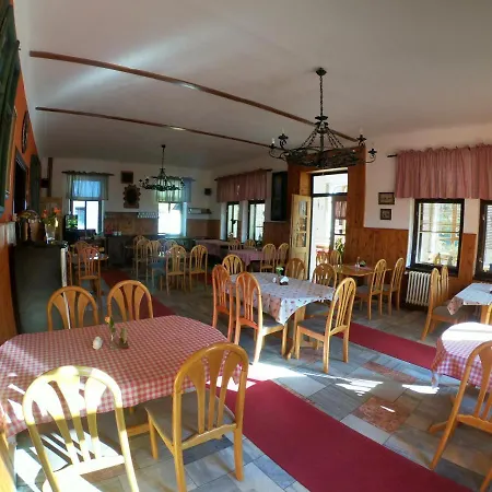 Отель Pod Sikmou Vezi