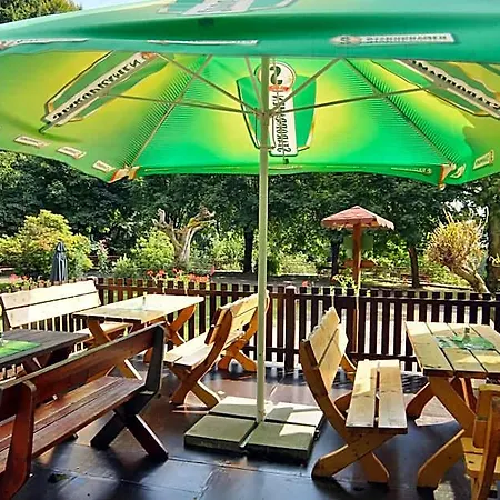 Pod šikmou Věží Hotel 3*