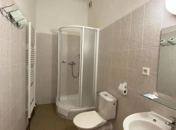 Pod šikmou Věží 3* Jičín