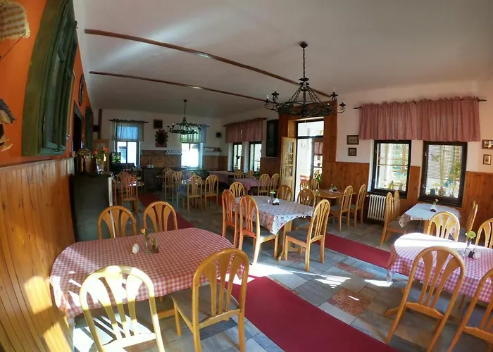 Hotel Pod šikmou Věží